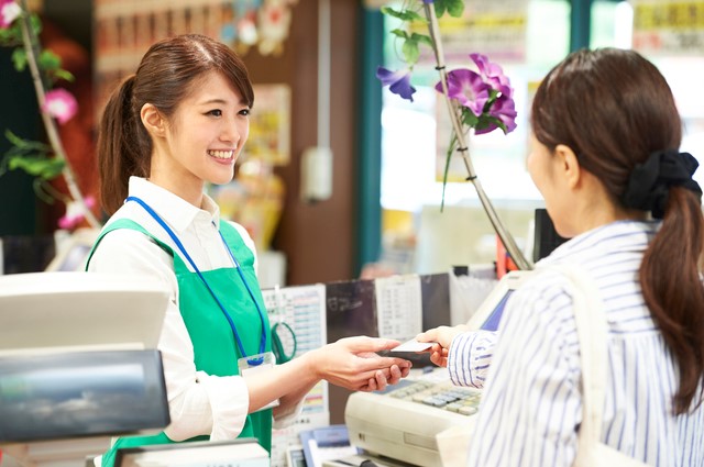 ファミマTTカードのメリットは